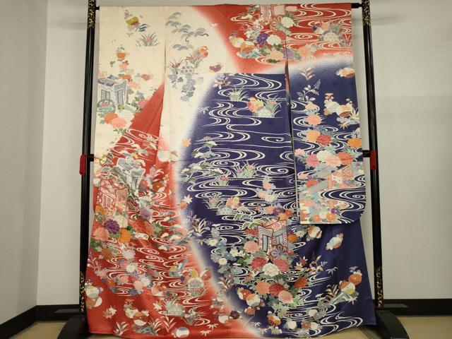 平和屋着物●豪華振袖　駒刺繍　流水御所車花文　暈し染め　金彩　正絹　逸品　AAAY1861ck