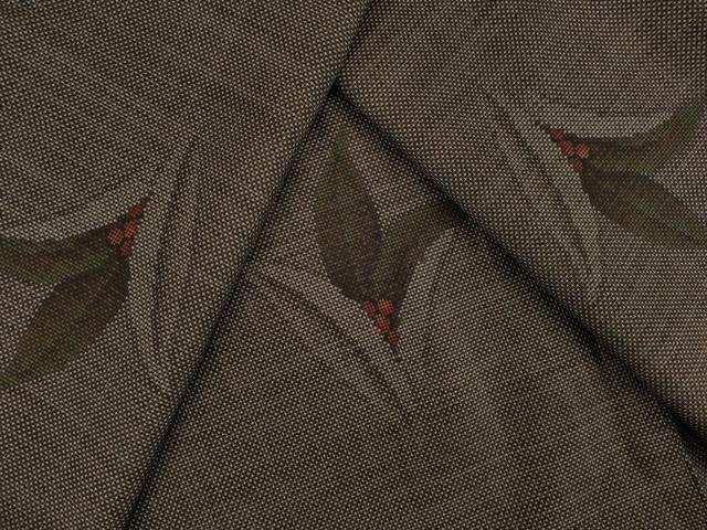 平和屋着物●本場大島紬　カタス7マルキ　南天文　正絹　逸品　AAAY4746ck