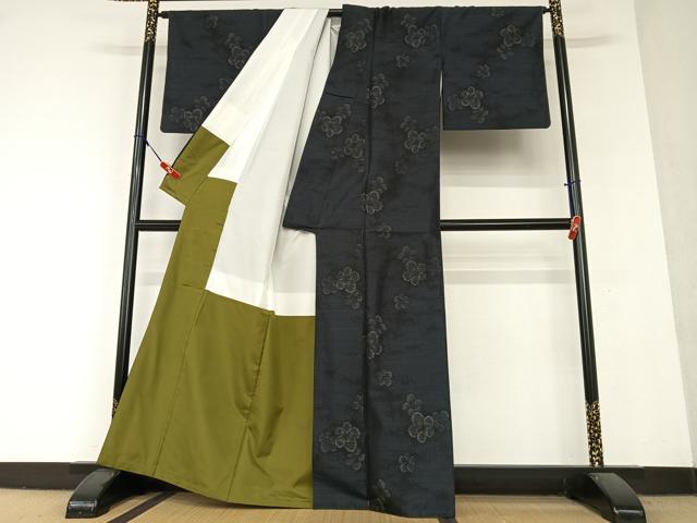 平和屋着物●本場大島紬　舞花文　南美工房　証紙付き　正絹　逸品　AAAY6553zg 平和屋着物○本場大島紬 舞花文 南美工房 証紙付き 正絹 逸品 AAAY6553zg