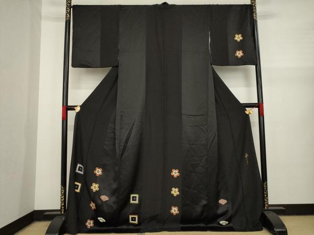 平和屋着物●女優・吉永小百合　訪問着　色紙舞扇花文　黒地　金銀彩　ロング丈　正絹　逸品　AAAY7350ck