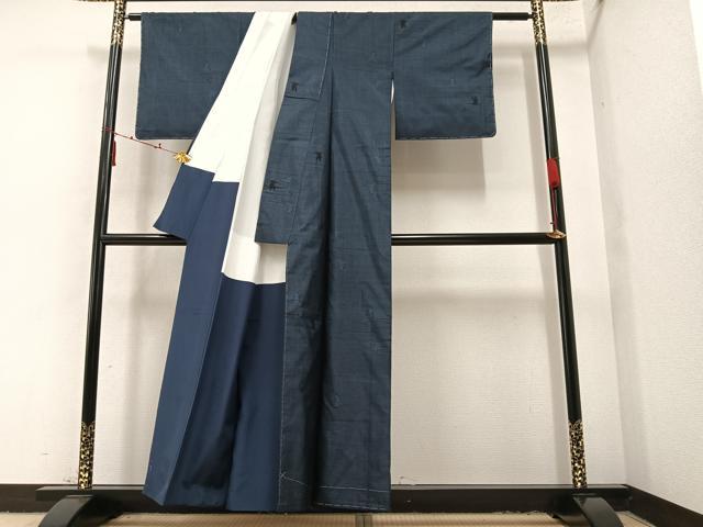 平和屋着物○本場大島紬 カタス9マルキ 群鶴文 正絹 逸品 AAAZ7669ph