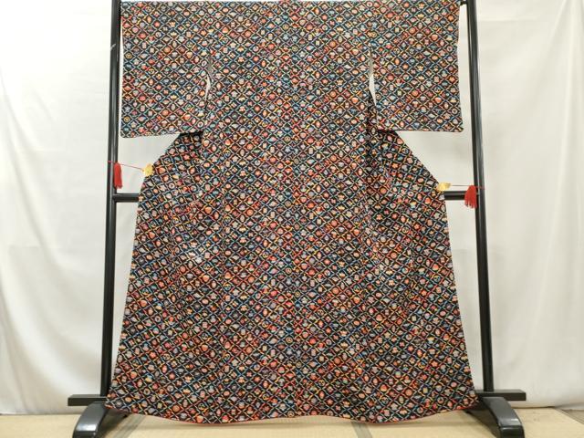 平和屋着物●上質な小紋　型染め　吉祥文　扇　陶器　黒地　正絹　逸品　AAAY9206cs