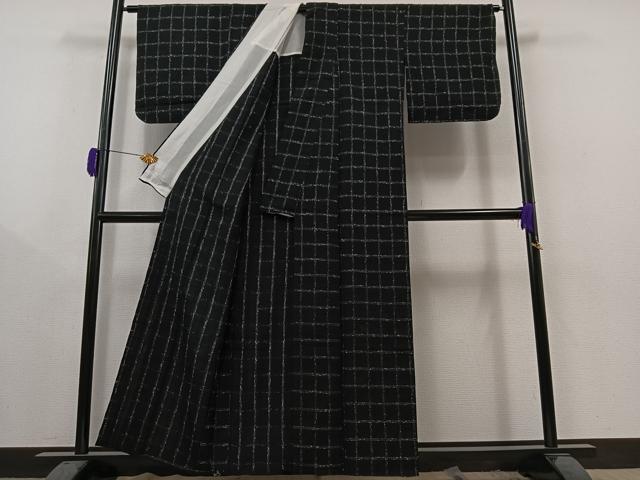 平和屋着物▽上質な紬　単衣　格子　黒地　正絹　逸品　AAAY9424jh 平和屋着物▽上質な紬 単衣 格子 黒地 正絹 逸品 AAAY9424jh 【公式通販】