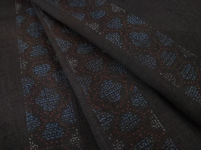 平和屋着物●本場結城紬　重要無形文化財　80亀甲　飛び亀甲柄　間道　正絹　逸品　未使用　AAAY9880ck