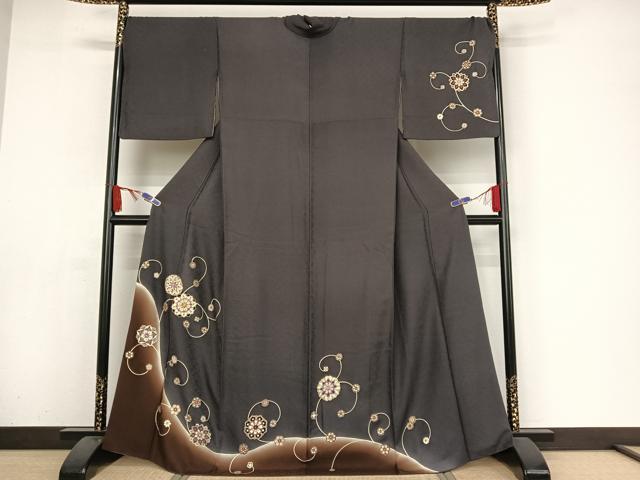 平和屋着物●訪問着　駒刺繍　貝紫　花唐草文　暈し染め　金彩　さが美扱い　正絹　逸品　AAAY9936np