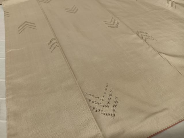 平和屋着物●本場大島紬　カタス7マルキ　矢羽文　正絹　逸品　AAAZ0141zg 平和屋着物○本場大島紬 カタス7マルキ 矢羽文 正絹 逸品 AAAZ0141zg