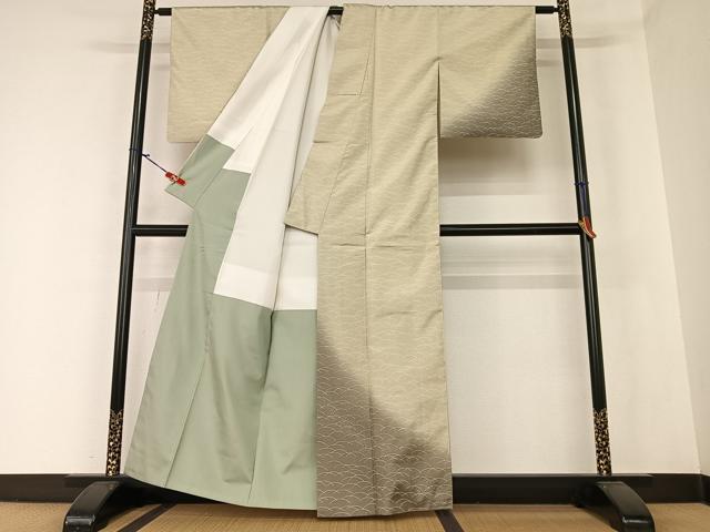 平和屋着物●本場染大島紬　訪問着　芝草文　暈し染め　正絹　逸品　AAAZ0344zg 平和屋着物○本場染大島紬 訪問着 芝草文 暈し染め 正絹 逸品