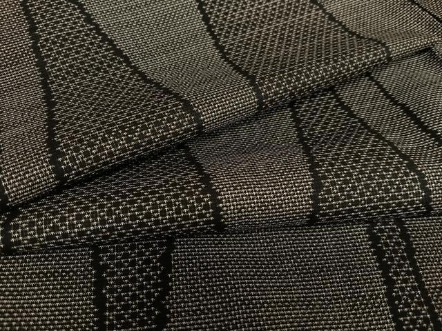 平和屋着物●本場大島紬　泥染め　カタス7マルキ　立涌文　正絹　逸品　AAAZ0349zg