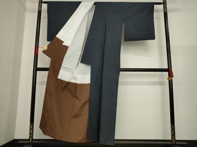 平和屋着物▽本場大島紬 単衣 100亀甲 総詰め 前田織物謹製 証紙