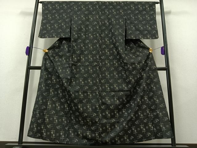 平和屋着物▽上質な紬 単衣 琉球絣文様 黒地 正絹 逸品 AAAZ0720jh