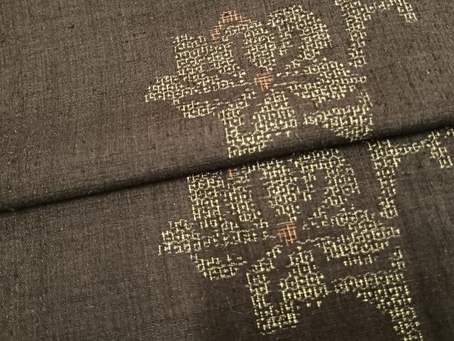 平和屋着物▽本場結城紬 重要無形文化財 単衣 100亀甲 色紙草花