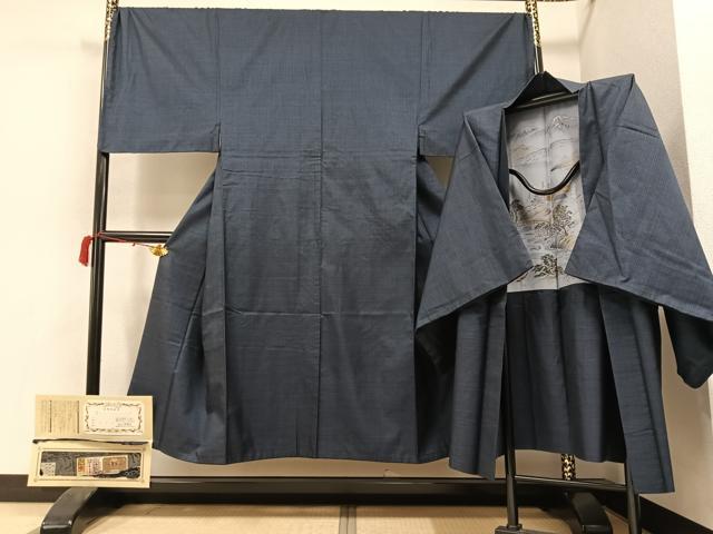 平和屋着物●男性　本場大島紬　アンサンブル　100亀甲　総詰め　やまと誂製　松山茂治作　正絹　逸品　AAAZ1785ph