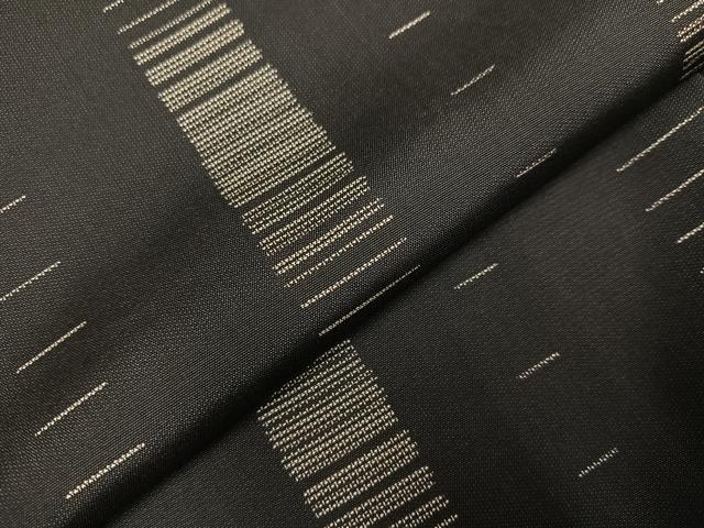 平和屋着物○本場染大島紬 変わり間道 黒地 正絹 逸品 AAAZ1796phの