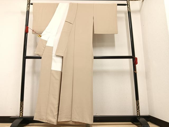 平和屋着物●上質な色無地　白橡色　正絹　逸品　AAAZ1809ph 平和屋着物○上質な色無地 白橡色 正絹 逸品 AAAZ1809ph