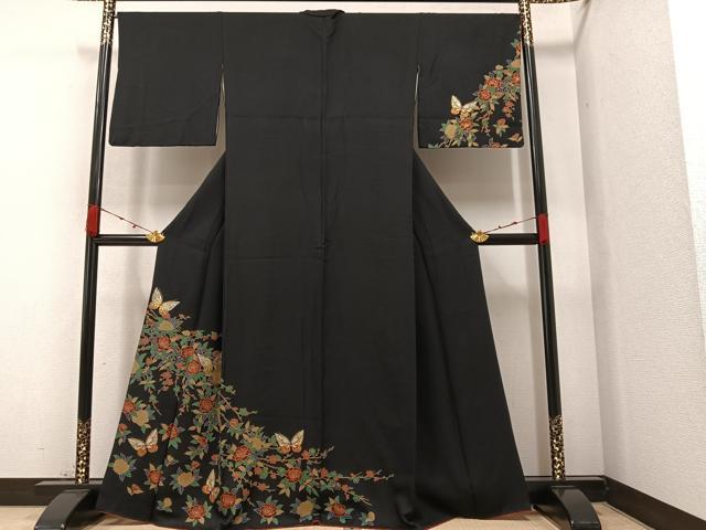 平和屋着物●染色作家　斉藤三才　訪問着　花蝶文　黒地　金銀彩　正絹　逸品　AAAZ1822ph