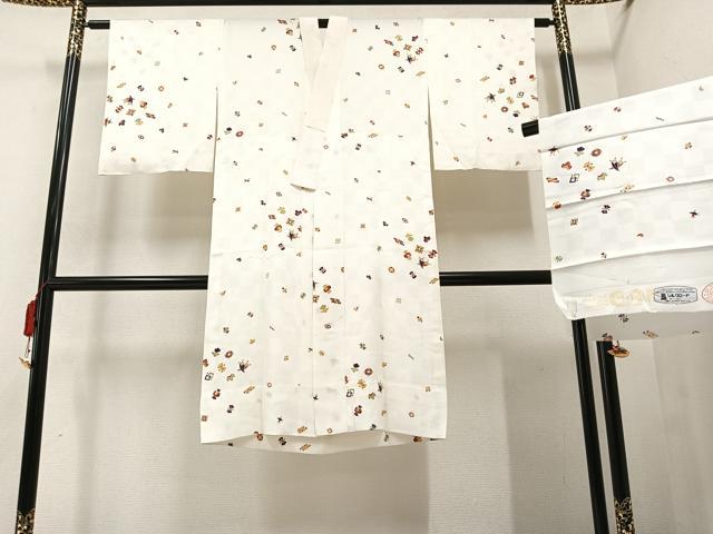 平和屋着物●トキワ商事　美の花　長襦袢　無双仕立て　宝尽くし　丹後ちりめん　反端付き　正絹　逸品　AAAZ2373ph