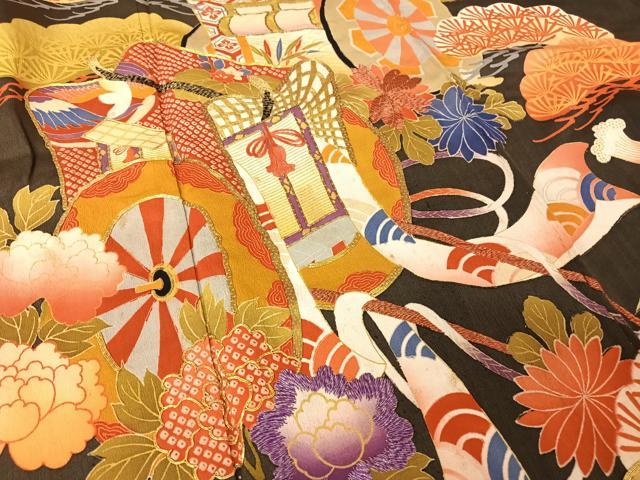 平和屋着物○アンティーク 大正ロマン 振袖 駒刺繍 御所車花文 黒地