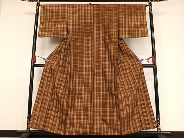 平和屋着物▽本場黄八丈　平織　紬　単衣　格子　正絹　逸品　AAAZ9622fy 平和屋着物▽本場黄八丈 平織 紬 単衣 格子 正絹 逸品 AAAZ9622fy