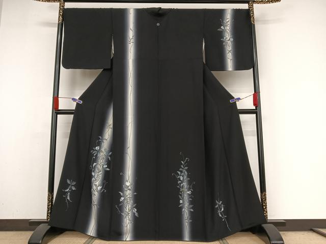平和屋着物●訪問着　手描き　枝花文　暈し染め　黒地　正絹　逸品　AAAZ3355np