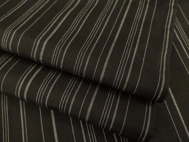 平和屋着物●上質な紬　縞　黒地　正絹　逸品　AAAZ3750ck