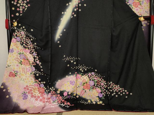 平和屋着物●豪華振袖　雪輪花文　暈し染め　黒地　金彩　仮絵羽　逸品　未使用　AAAZ7299zg 平和屋着物○豪華振袖 雪輪花文 暈し染め 黒地 金彩 仮絵