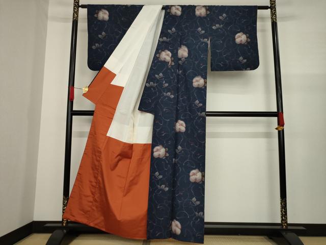 平和屋着物○本真綿紬 小千谷紬 花尽くし 反端付き 正絹 逸品