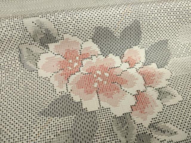 平和屋着物○本場大島紬 白大島 120亀甲 エ霞花文 正絹 逸品 AAAZ4857ck 紬