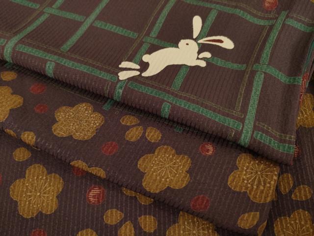 平和屋着物●ファッションブランド　hiromichi nakano　ヒロミチナカノ　小紋　市松梅文　兎　うさぎ　金彩　正絹　逸品　AAAZ4859ck