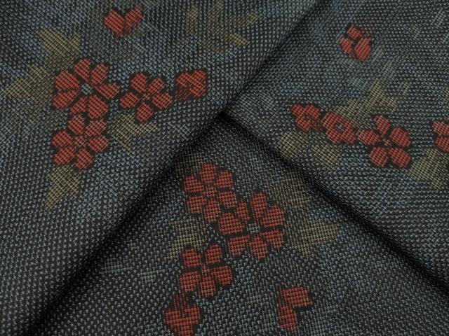 平和屋着物●本場大島紬　カタス7マルキ　草花文　正絹　逸品　AAAZ4979ck