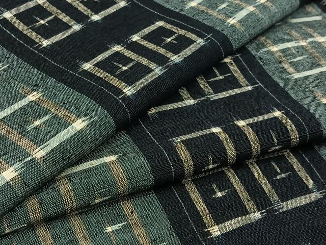 平和屋着物▽上質な紬　単衣　琉球絣文様　正絹　逸品　AAAZ7160jh