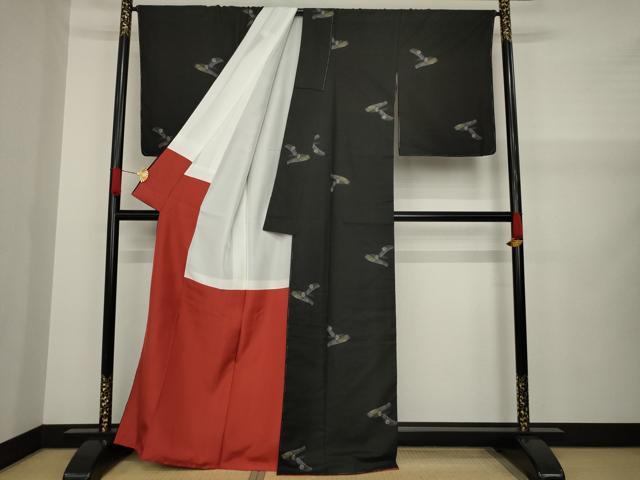 平和屋着物○本場大島紬 カタス9マルキ 地空き 玩具文 黒地 正絹 逸品