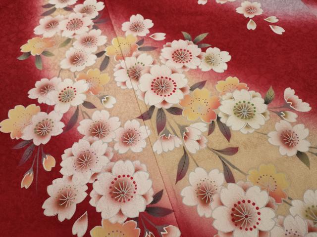 平和屋着物●豪華振袖　枝花文　桜　暈し染め　鈴乃屋扱い　正絹　逸品　AAAZ7234ck 平和屋着物○豪華振袖 枝花文 桜 暈し染め 鈴乃屋扱い 正絹