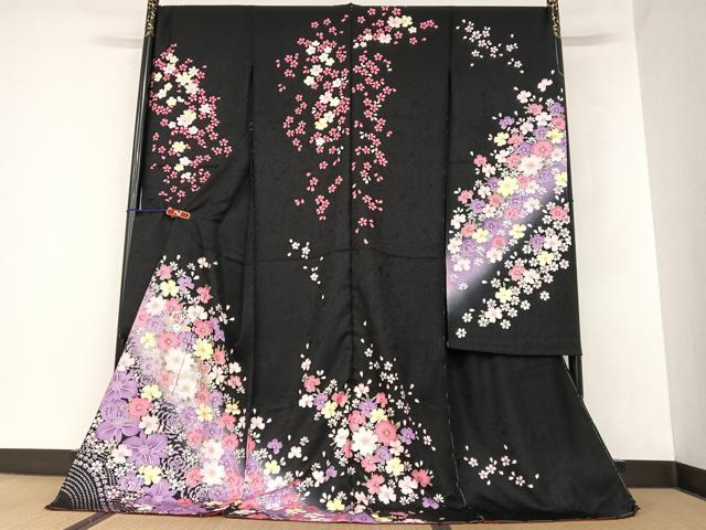 平和屋着物●豪華振袖　舞花文　暈し染め　黒地　銀彩　仮絵羽　逸品　未使用　AAAZ7300zg