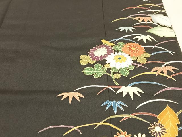 平和屋着物○豪華黒留袖 友禅 駒刺繍 草花文 金彩 正絹 逸品 AAAZ7318zg