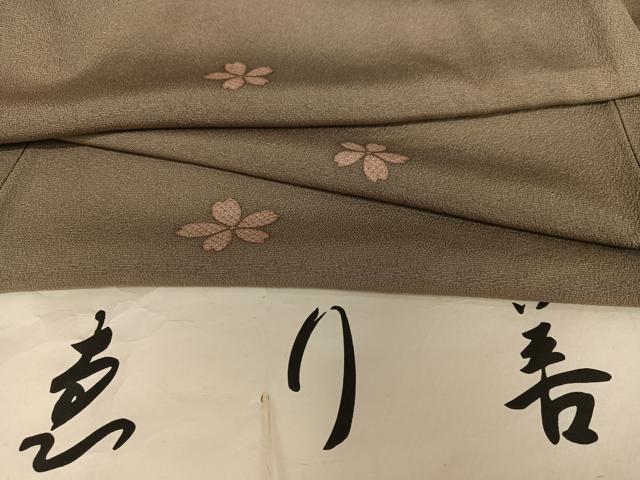 平和屋着物●上質な小紋　舞桜文　ゑり善扱い　たとう紙付き　正絹　逸品　AAAZ7327zg