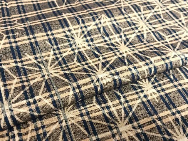 平和屋着物○菅原工房 菅原結作 漢方染紬 麻の葉文様 格子 正絹