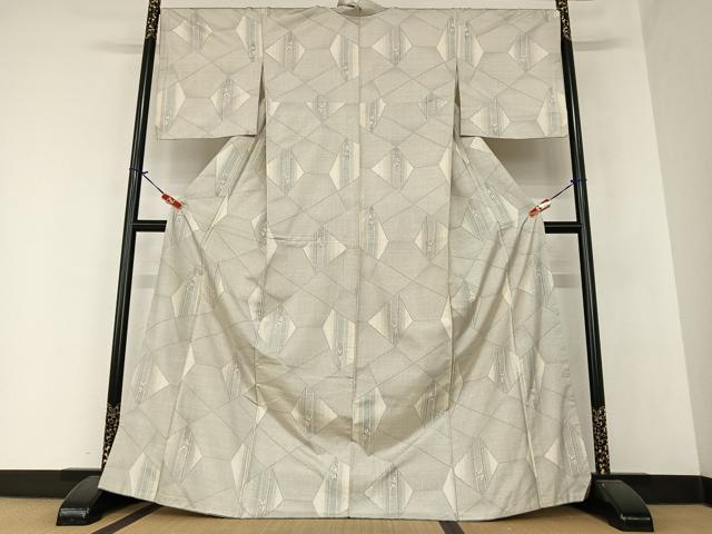 平和屋着物●本場大島紬　白大島　カタス7マルキ　切り嵌め花文　松坂屋扱い　正絹　逸品　AAAZ7421zg