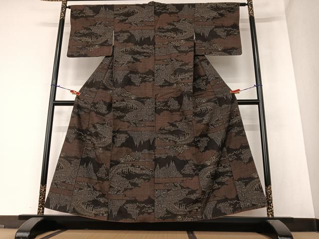 平和屋着物●本場結城紬　重要無形文化財　100亀甲　飛び亀甲柄　風景文　正絹　逸品　AAAZ7590zg 平和屋着物○本場結城紬 重要無形文化財 100亀甲 飛び亀甲柄 風景