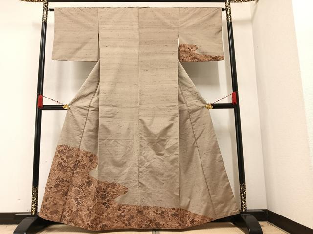 平和屋着物●訪問着　紬地　型染め　風景草花文　金彩　三越扱い　正絹　逸品　AAAZ7666ph