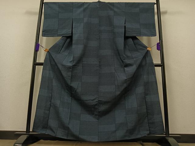 平和屋着物●男性　本塩沢　90亀甲　正絹　逸品　AAAW1869ph 平和屋着物○男性 本塩沢 90亀甲 正絹 逸品 AAAW1869ph 平和屋着物○