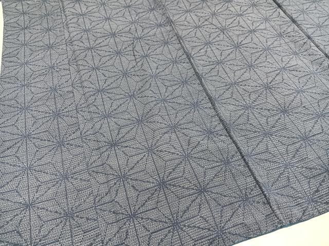 平和屋着物○本場結城紬 重要無形文化財 100亀甲 麻の葉文様 正絹 逸品