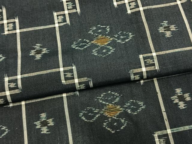 平和屋着物▽本場琉球絣 単衣 色紙花文 正絹 逸品 AAAZ9415fy