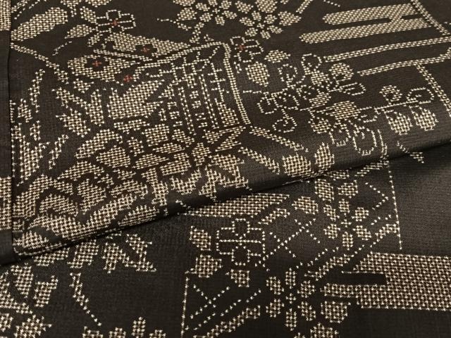 平和屋着物○本場大島紬 泥染め 一元絣 御所車花文 正絹 逸品 未