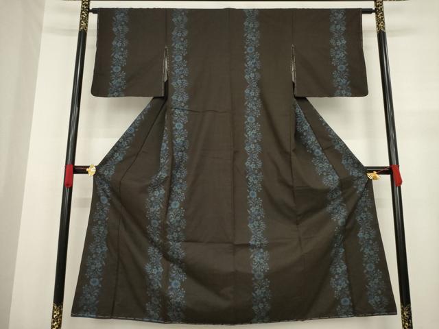 平和屋着物●本場大島紬　一元7マルキ　花間道　正絹　逸品　AABA0773ck 平和屋着物○本場大島紬 一元7マルキ 花間道 正絹 逸品 AABA0773ck