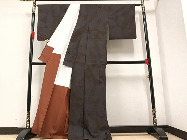 平和屋着物○本場大島紬 一元7マルキ 幾何学文様 正絹 逸品 AABA1301ph