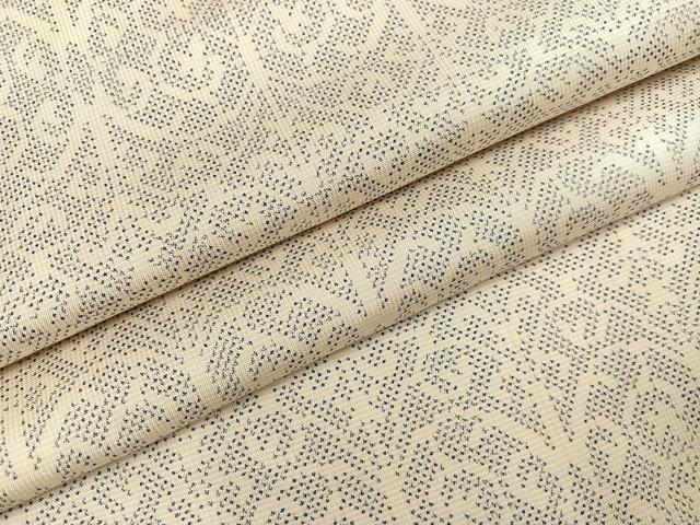 平和屋着物●本場大島紬　白大島　一元7マルキ　唐草文　正絹　逸品　AABA1320ph