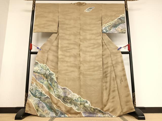 平和屋着物●史上初の女性友禅師　京都府伝統産業優秀技術者　京の名工　岡山武子　訪問着　霞花文　金彩　正絹　逸品　AABA2526np