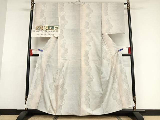 平和屋着物●本場大島紬　白大島紬　桑原織物 二代目　桑原啓之介　カタス9マルキ　雪輪花文　証紙付き　正絹　逸品　AABA2530np