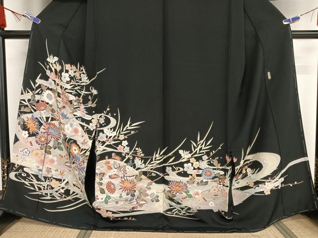 平和屋着物○人間国宝 本加賀友禅作家 二塚長生 黒留袖 草花文