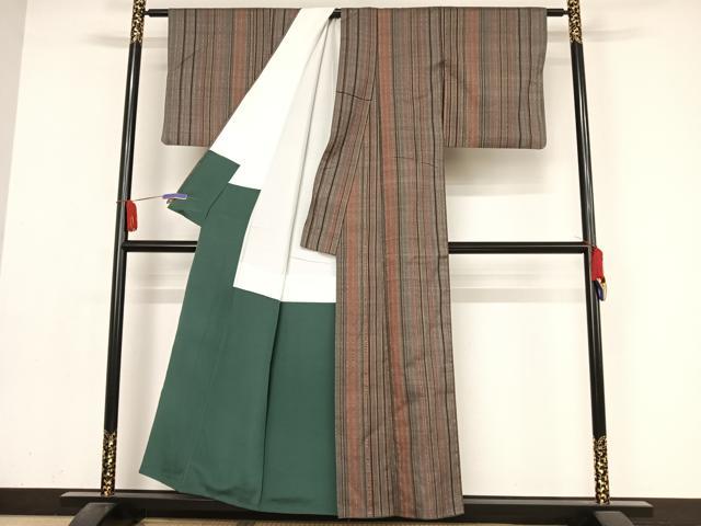 平和屋着物○伝統工芸士 七代目 吉澤与市 紬 竜巻絞り 正絹